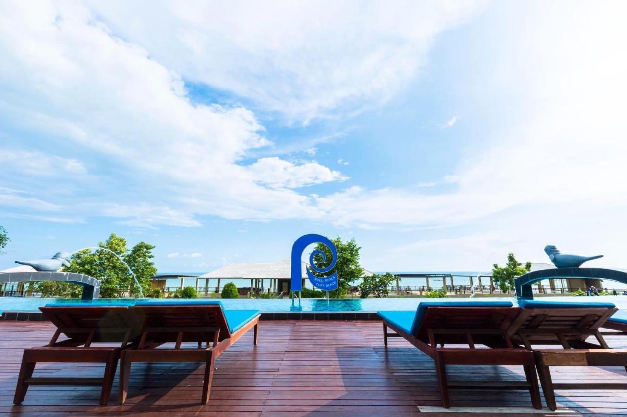 Royal Phala Cliff Beach Resort Банчанг Екстер'єр фото
