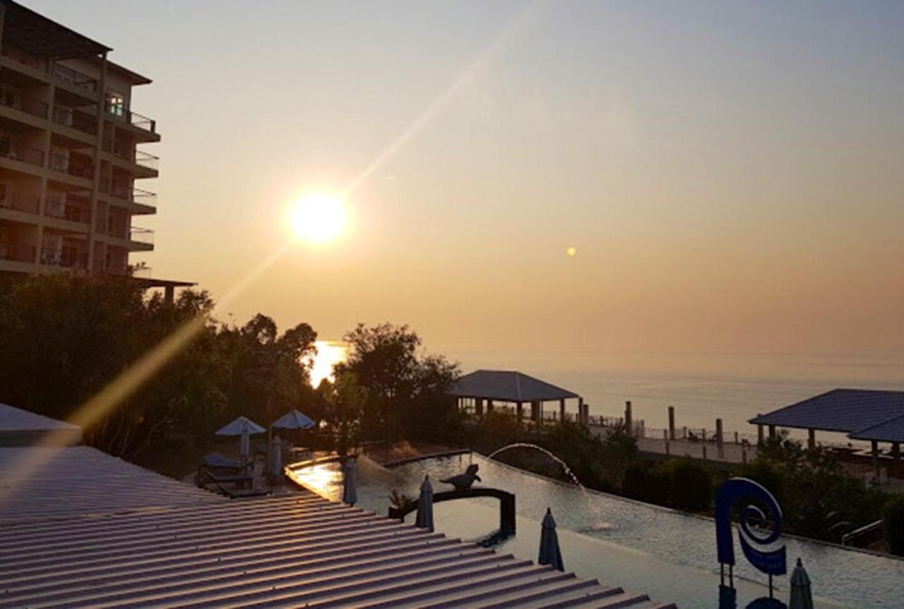 Royal Phala Cliff Beach Resort Банчанг Екстер'єр фото