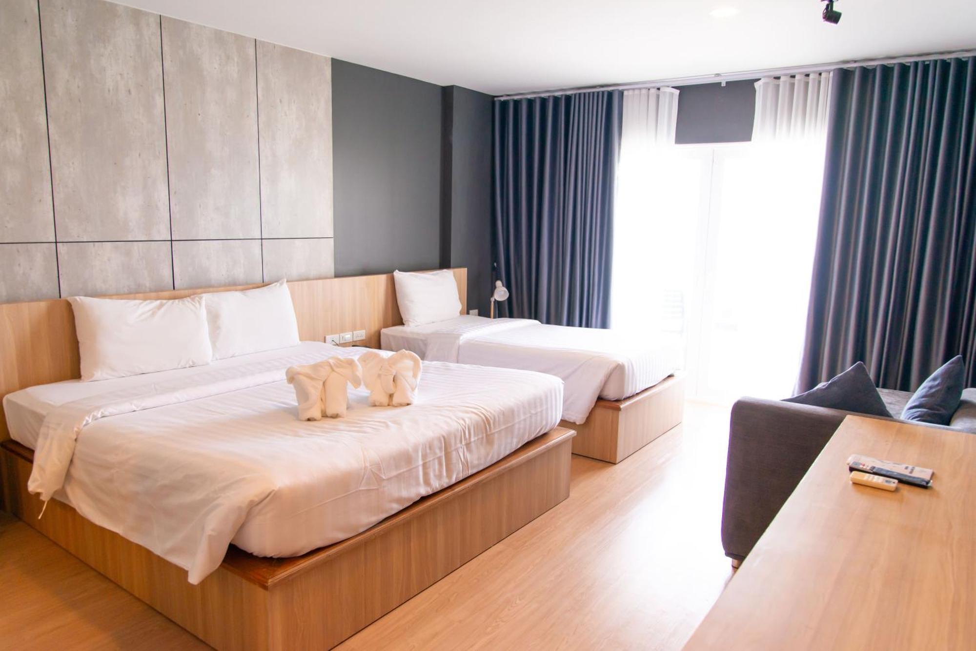 Royal Phala Cliff Beach Resort Банчанг Екстер'єр фото