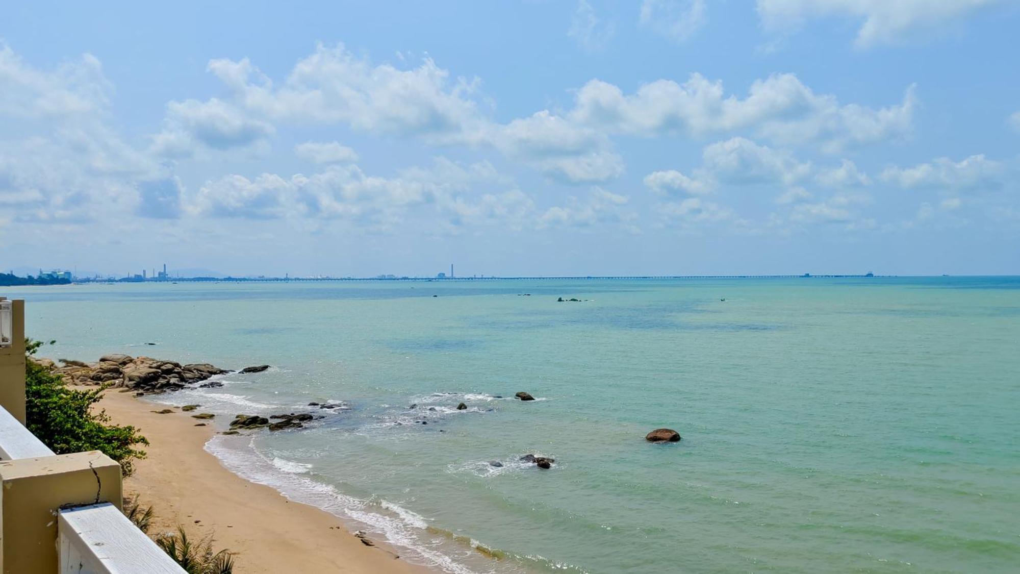 Royal Phala Cliff Beach Resort Банчанг Екстер'єр фото