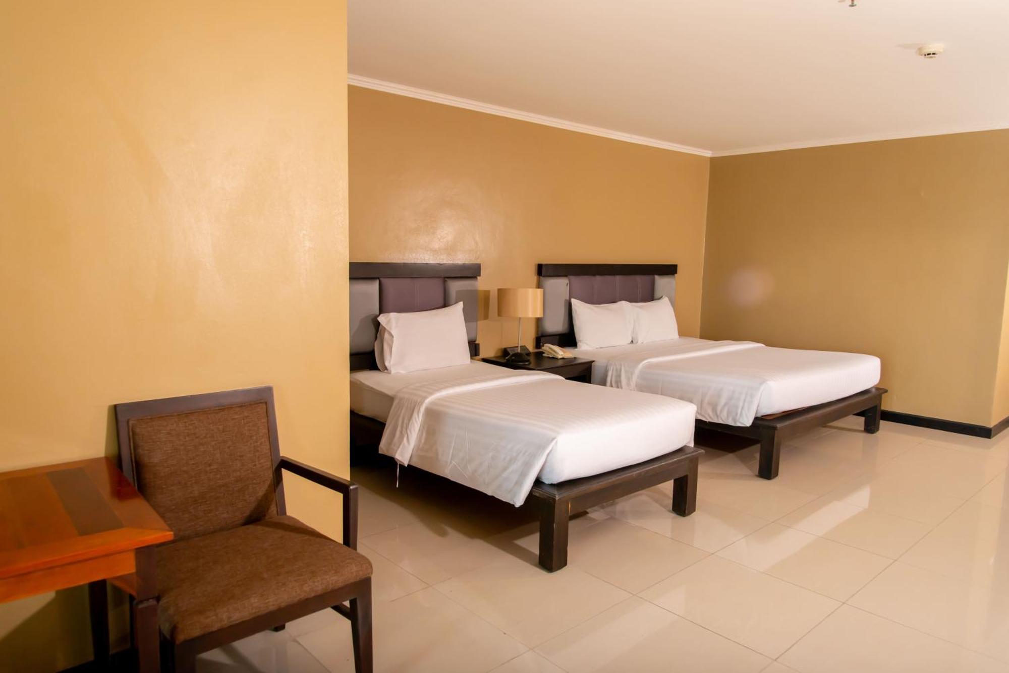 Royal Phala Cliff Beach Resort Банчанг Екстер'єр фото