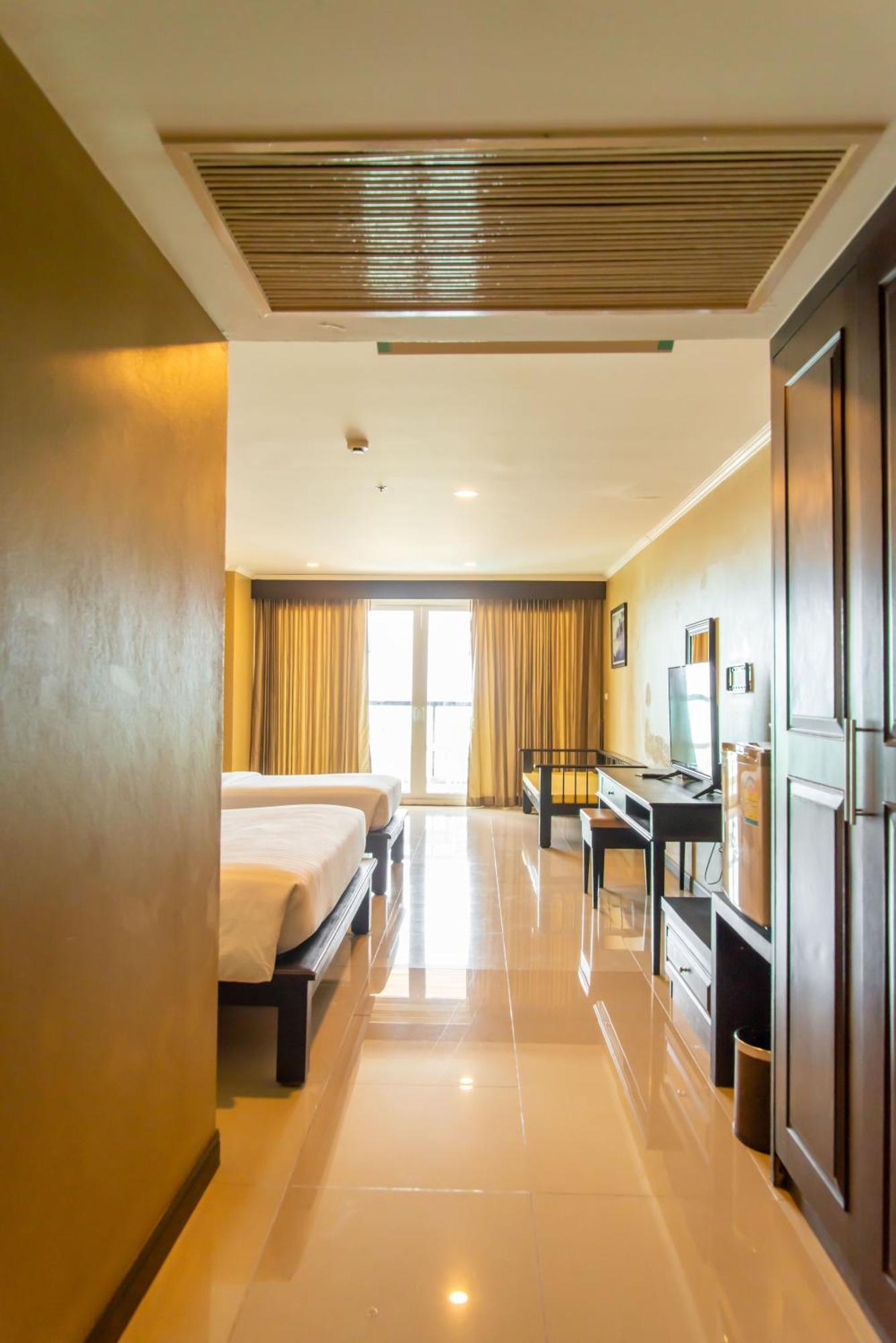 Royal Phala Cliff Beach Resort Банчанг Екстер'єр фото