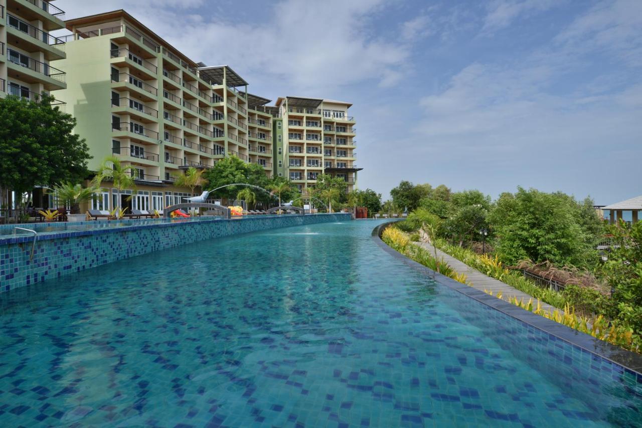 Royal Phala Cliff Beach Resort Банчанг Екстер'єр фото